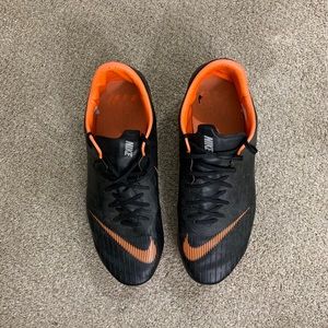 NIKE Mercurial Vapor 12 Pro FG Soccer Cleat Sz11.5